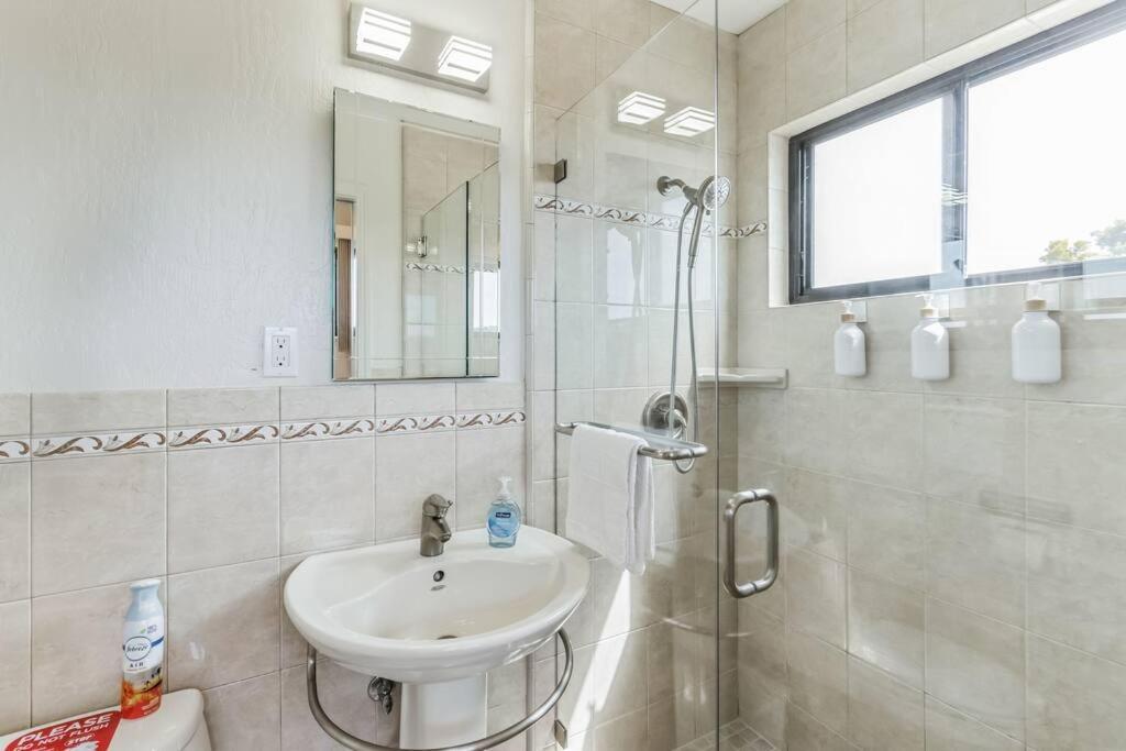 Modern Lux , 4Br 3Ba, 30 Or More Days Only Саут Сан Франциско Екстериор снимка
