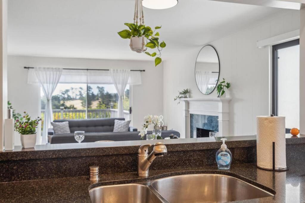 Modern Lux , 4Br 3Ba, 30 Or More Days Only Саут Сан Франциско Екстериор снимка